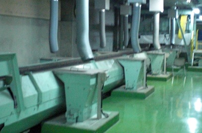 手選別コンベヤ